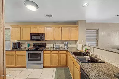 3530 W Saint Charles Avenue, Phoenix, AZ 85041 - Photo 10