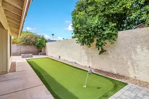 2604 S Siesta Dr, Tempe, AZ 85282 - Photo 46