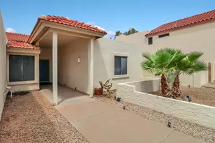 2604 S Siesta Dr, Tempe, AZ 85282 - Photo 4