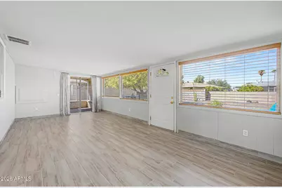 9418 W Hidden Valley Circle N, Sun City, AZ 85351 - Photo 2