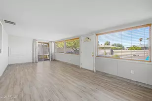 9418 W Hidden Valley Cir N, Sun City, AZ 85351 - Photo 2