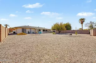 9418 W Hidden Valley Cir N, Sun City, AZ 85351 - Photo 6