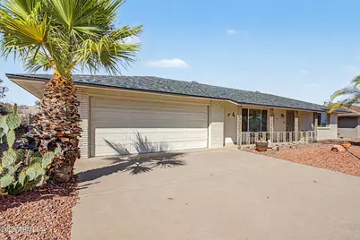 9418 W Hidden Valley Circle N, Sun City, AZ 85351 - Photo 8