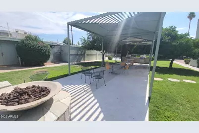 1702 W Tuckey Lane #215, Phoenix, AZ 85015 - Photo 8