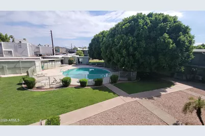 1702 W Tuckey Lane #215, Phoenix, AZ 85015 - Photo 6
