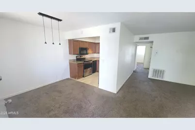 1702 W Tuckey Lane #215, Phoenix, AZ 85015 - Photo 12