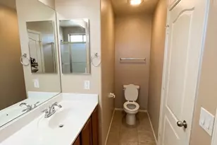7123 N 72nd Dr, Glendale, AZ 85303 - Photo 12
