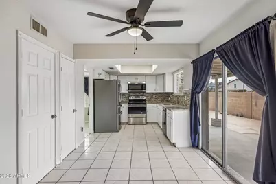 1564 W Irisado Circle, Mesa, AZ 85202 - Photo 6