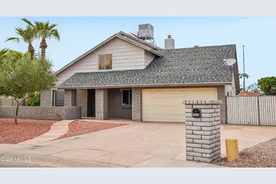1564 W Irisado Circle, Mesa, AZ 85202 - Photo 2
