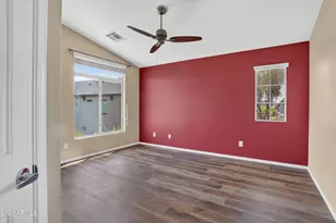 2725 E Mine Creek Rd, Phoenix, AZ 85024 - Photo 8