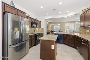 29594 N 129th Ln, Peoria, AZ 85383 - Photo 16