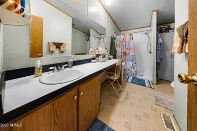 33250 S Melanie Lane, Black Canyon City, AZ 85324 - Photo 14
