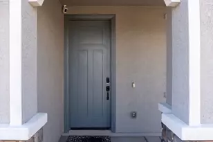2437 E Alta Vista Rd, Phoenix, AZ 85042 - Photo 2