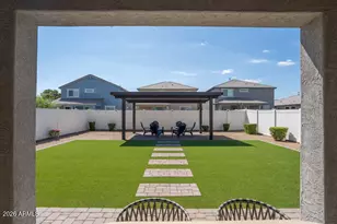 2437 E Alta Vista Rd, Phoenix, AZ 85042 - Photo 30