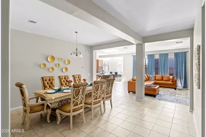 8511 W Palo Verde Drive, Glendale, AZ 85305 - Photo 10