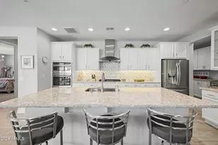29401 N Sorrento Dr, Peoria, AZ 85383 - Photo 12