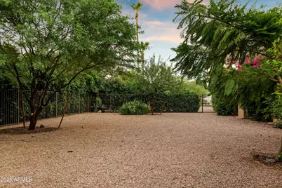5134 E Beryl Avenue, Paradise Valley, AZ 85253 - Photo 38