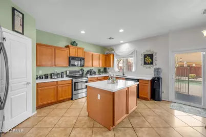 17323 W Ironwood Street, Surprise, AZ 85388 - Photo 14