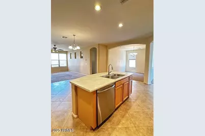 3131 E Silversmith Trail, San Tan Valley, AZ 85143 - Photo 8
