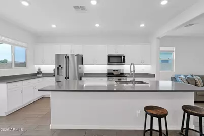 17420 W Laurie Lane, Waddell, AZ 85355 - Photo 10
