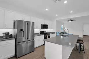 17420 W Laurie Ln, Waddell, AZ 85355 - Photo 14