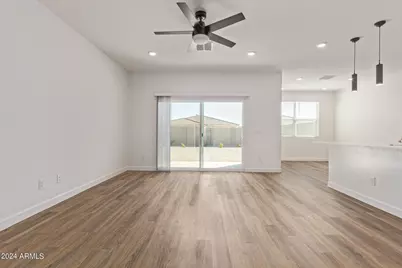 15371 W Smoketree Drive, Surprise, AZ 85387 - Photo 10
