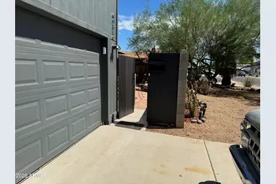 4002 W San Juan Avenue, Phoenix, AZ 85019 - Photo 2