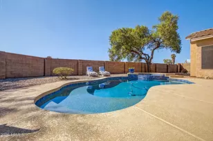 250 S Gibson St, Gilbert, AZ 85296 - Photo 24