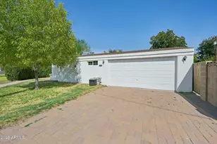 1121 W Bethany Home Rd, Phoenix, AZ 85013 - Photo 4
