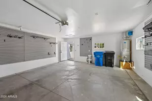 1121 W Bethany Home Rd, Phoenix, AZ 85013 - Photo 34
