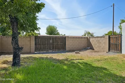 1121 W Bethany Home Road, Phoenix, AZ 85013 - Photo 36