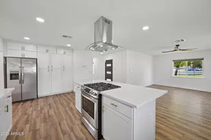 1121 W Bethany Home Rd, Phoenix, AZ 85013 - Photo 16