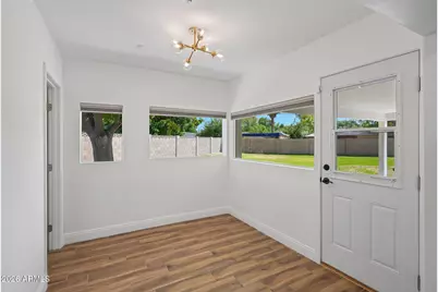 1121 W Bethany Home Road, Phoenix, AZ 85013 - Photo 18