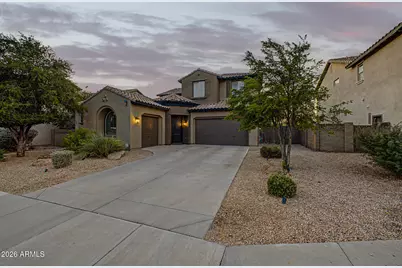 3726 E Cat Balue Drive, Phoenix, AZ 85050 - Photo 2