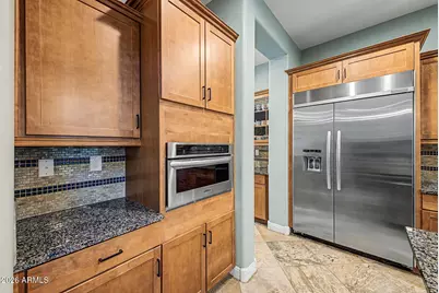 3726 E Cat Balue Drive, Phoenix, AZ 85050 - Photo 14