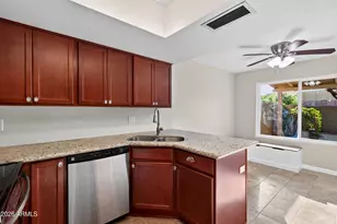 12854 S 50th Way, Phoenix, AZ 85044 - Photo 24