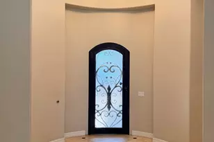 3952 E Expedition Way, Phoenix, AZ 85050 - Photo 2