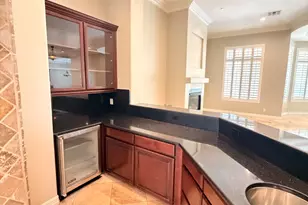 3952 E Expedition Way, Phoenix, AZ 85050 - Photo 8