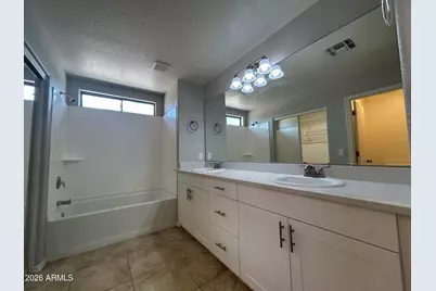 858 E Nardini Street, San Tan Valley, AZ 85140 - Photo 4
