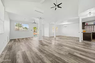 4064 E Woodland Dr, Phoenix, AZ 85048 - Photo 10