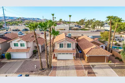 4064 E Woodland Drive, Phoenix, AZ 85048 - Photo 38