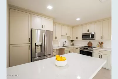 4147 W Echo Lane, Phoenix, AZ 85051 - Photo 12