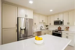 4147 W Echo Ln, Phoenix, AZ 85051 - Photo 12