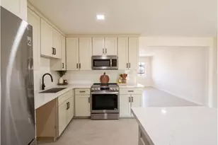 4147 W Echo Ln, Phoenix, AZ 85051 - Photo 14