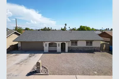 4147 W Echo Lane, Phoenix, AZ 85051 - Photo 2