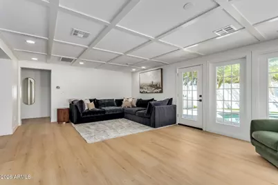 8346 E Roma Avenue, Scottsdale, AZ 85251 - Photo 10
