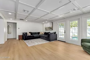 8346 E Roma Ave, Scottsdale, AZ 85251 - Photo 10