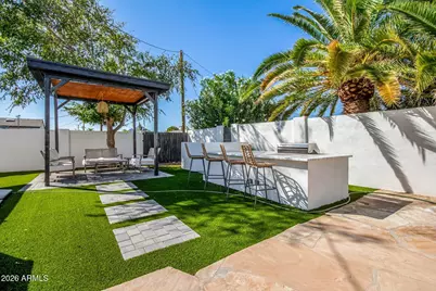 8346 E Roma Avenue, Scottsdale, AZ 85251 - Photo 30