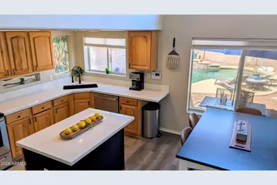 15640 W Ventura Street, Surprise, AZ 85379 - Photo 8