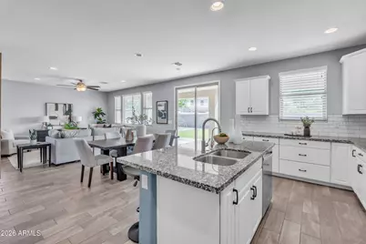 2193 W Kenton Way, San Tan Valley, AZ 85144 - Photo 14
